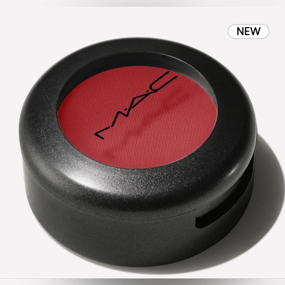 Mac Cosmetics Matte Eyeshadow Haute Sauce Brick Red Brand New in Box